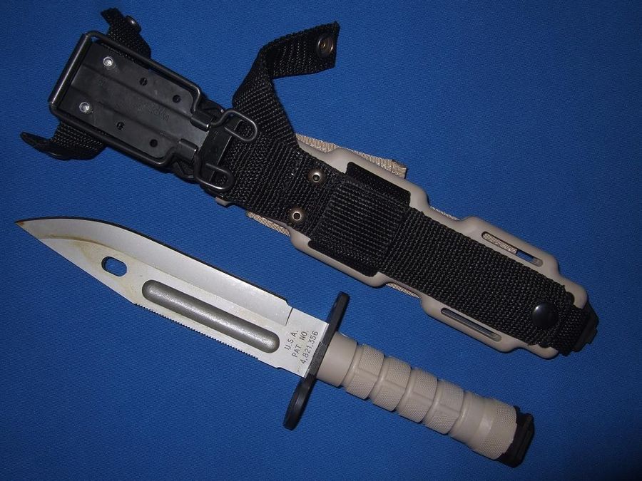 M9M4 BAYONET : COLLECTION KNIFE BUCK – LANCAY – PHROBIS USA