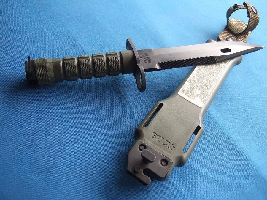 M9M4 BAYONET : COLLECTION KNIFE BUCK – LANCAY – PHROBIS USA